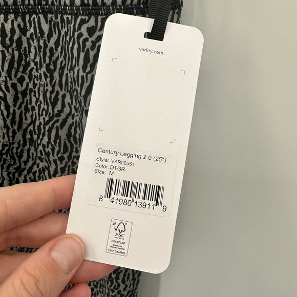 VARLEY NWT Century Leggings 2.0 25" in Textured Grain Print // M - Picture 6 of 12
